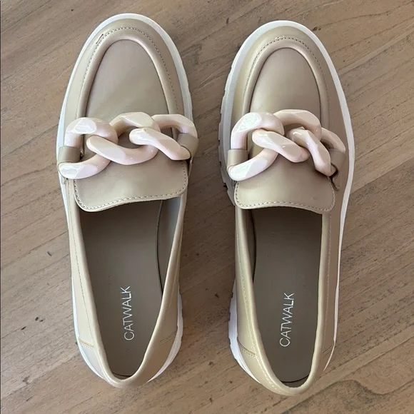 Tan and Cream Loafers with Chunky Sole - Picture 5 of 6